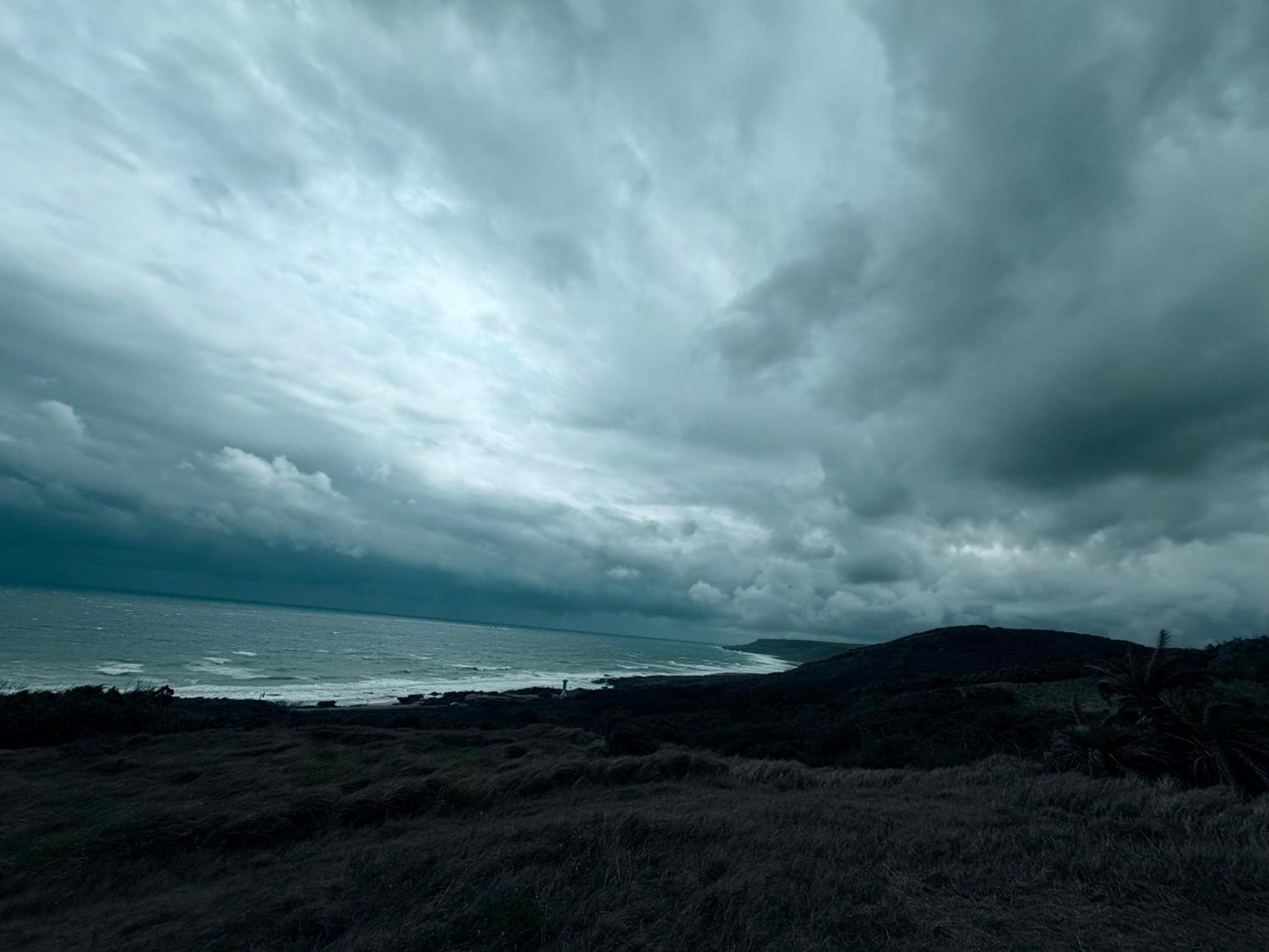 Cape Eluanbi 墾丁海景包棟船帆石海景五臥室villa Ig Kenting Timehouse Beach Villal 五餅二魚l住宿l包棟lktvl麻將l廚房l德州撲克桌遊i步行至沙灘三分鐘 Ig官網私密預約優惠i墾丁海景包棟i船帆石包棟i מראה חיצוני תמונה